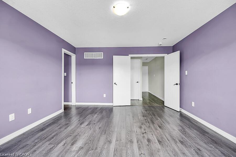 457 Queen Mary Drive Property Photo 21
