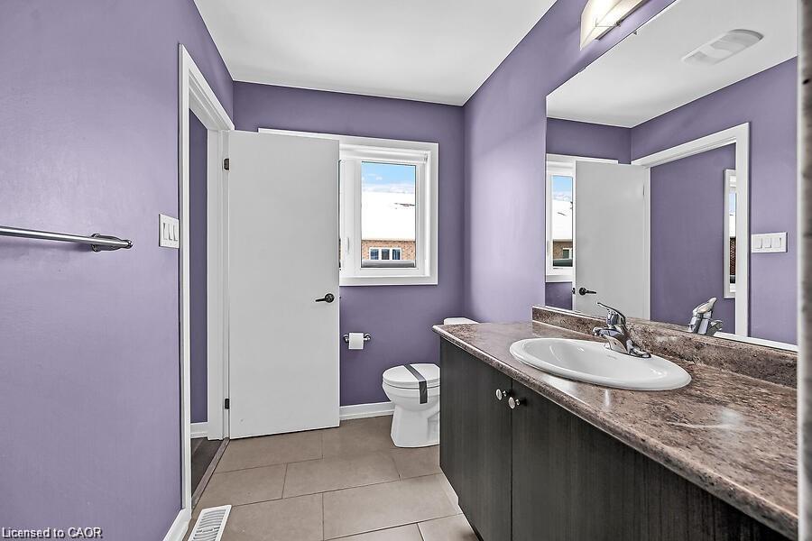 457 Queen Mary Drive Property Photo 23