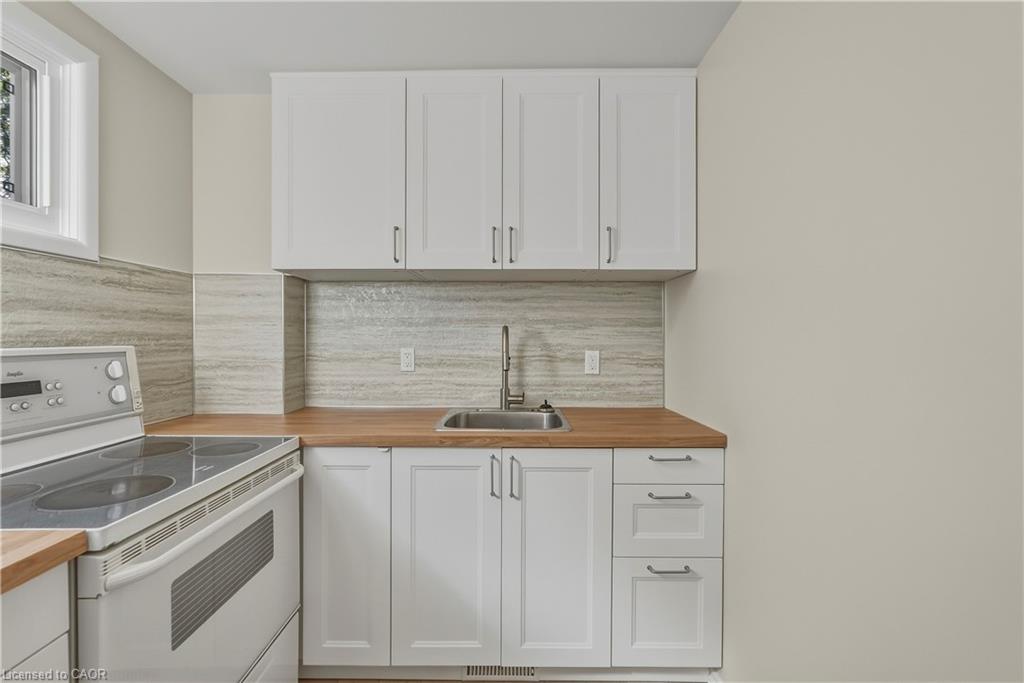 84 West Avenue S Property Photo 35