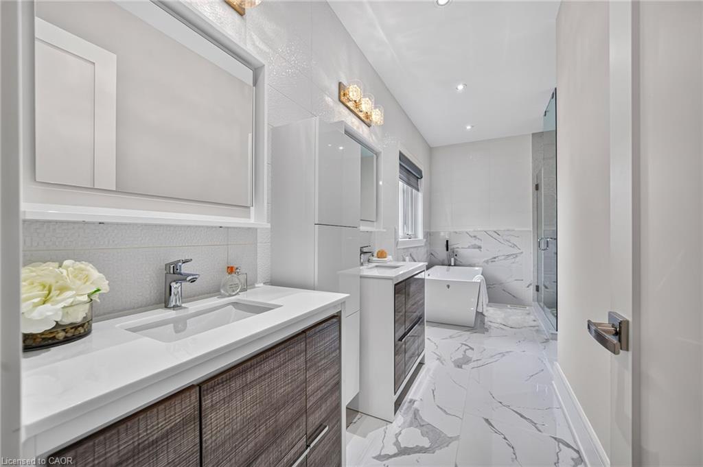 408 Seabourne Drive Property Photo 20