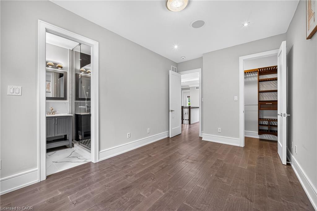 408 Seabourne Drive Property Photo 23