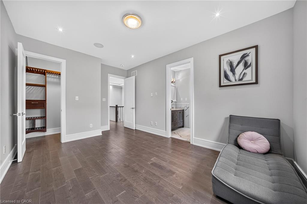 408 Seabourne Drive Property Photo 26