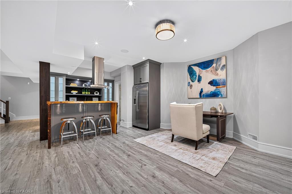 408 Seabourne Drive Property Photo 35