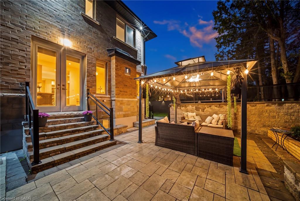 408 Seabourne Drive Property Photo 45
