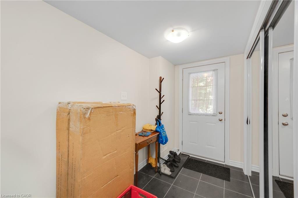 80-88 Decorso Drive Property Photo 8