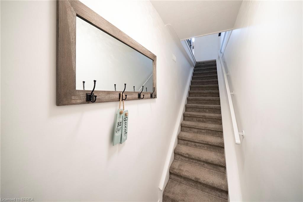 171 Drummond Street Property Photo 3