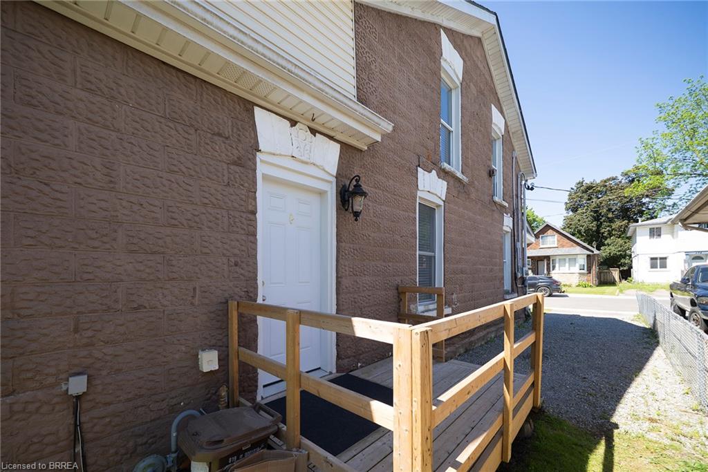 171 Drummond Street Property Photo 17