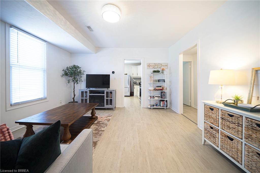 171 Drummond Street Property Photo 20