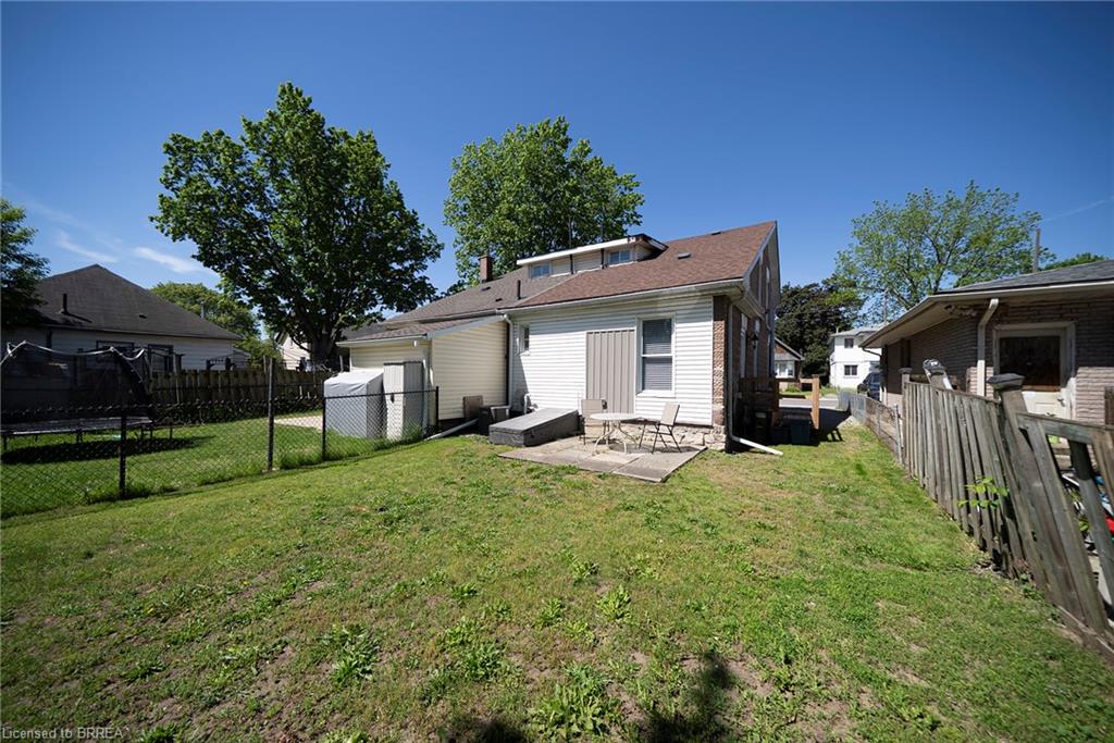 171 Drummond Street Property Photo 29