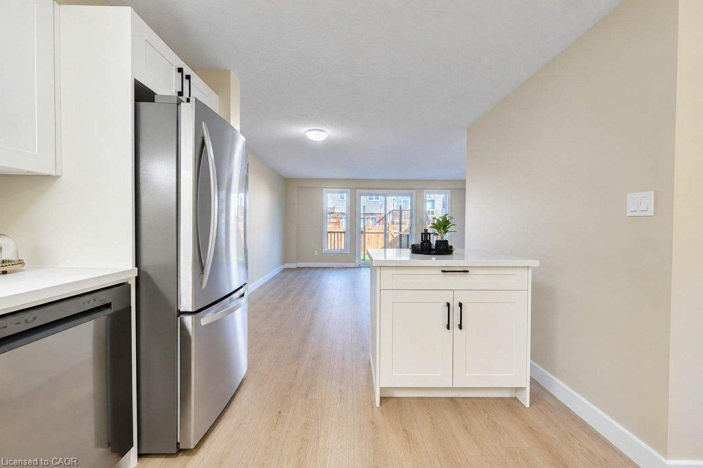62 Chantilly Street Property Photo 12