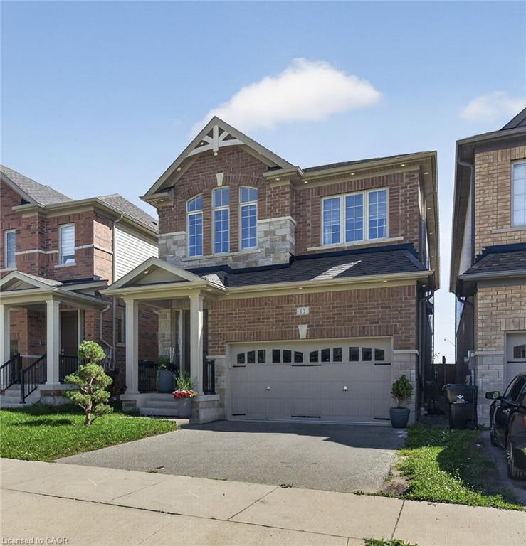 10 Reistwood Drive Property Photo 2