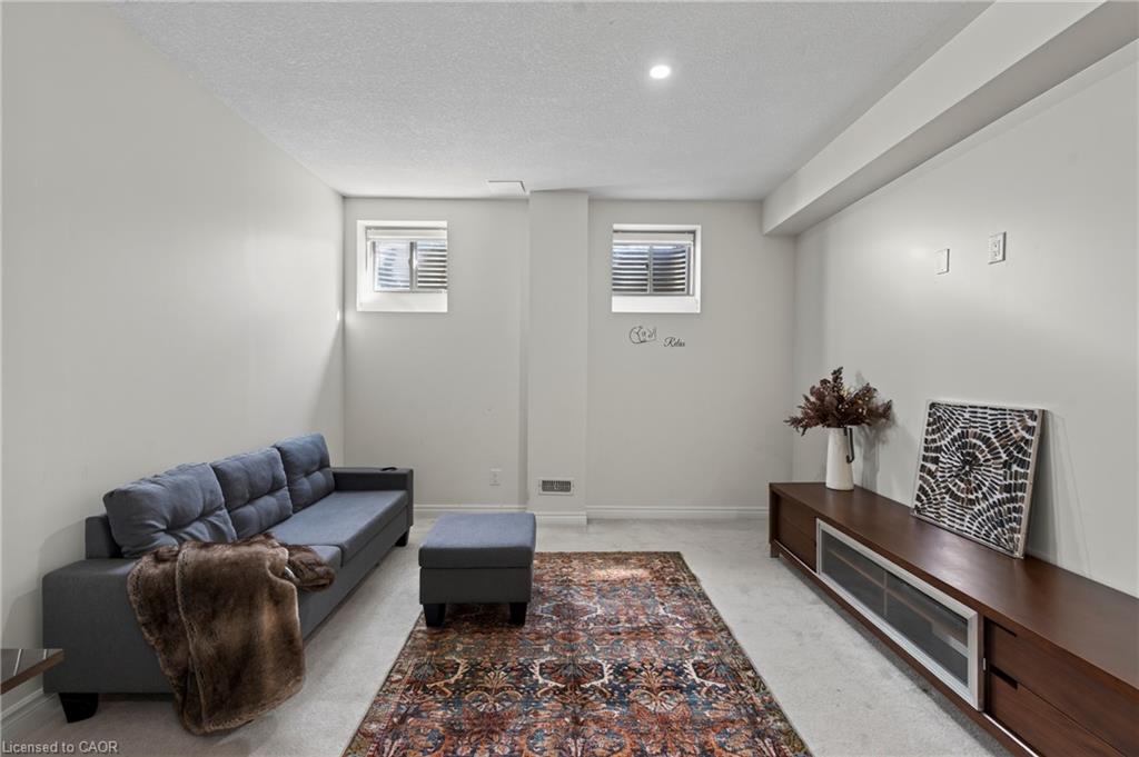 10 Reistwood Drive Property Photo 44