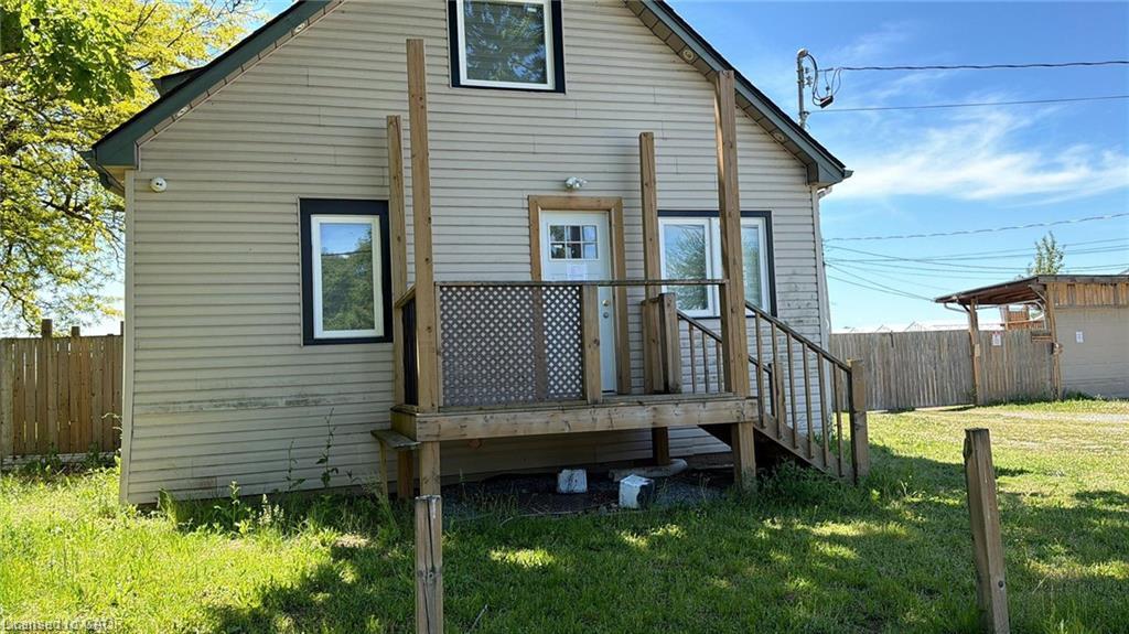 1269-1273 Larkin Road Property Photo 4