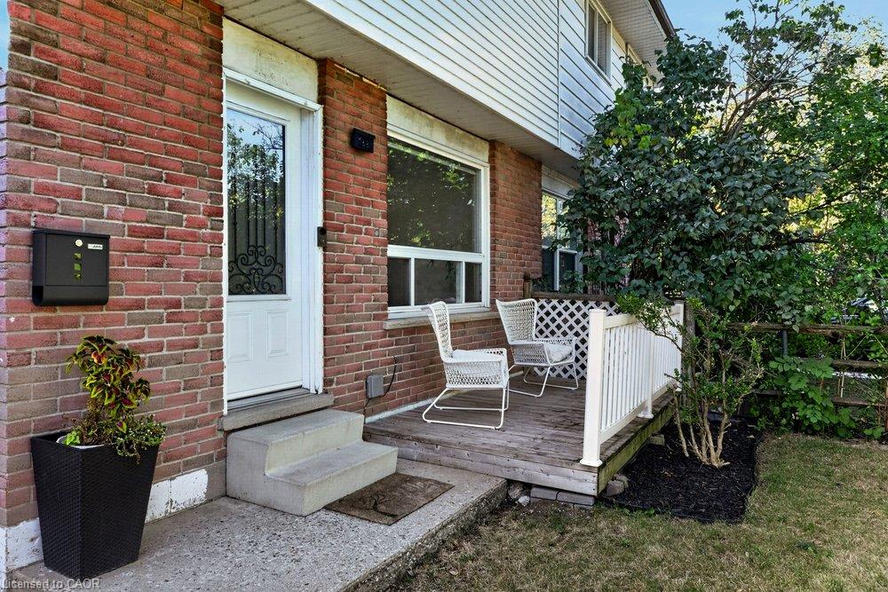 168 Berkindale Drive Property Photo 2