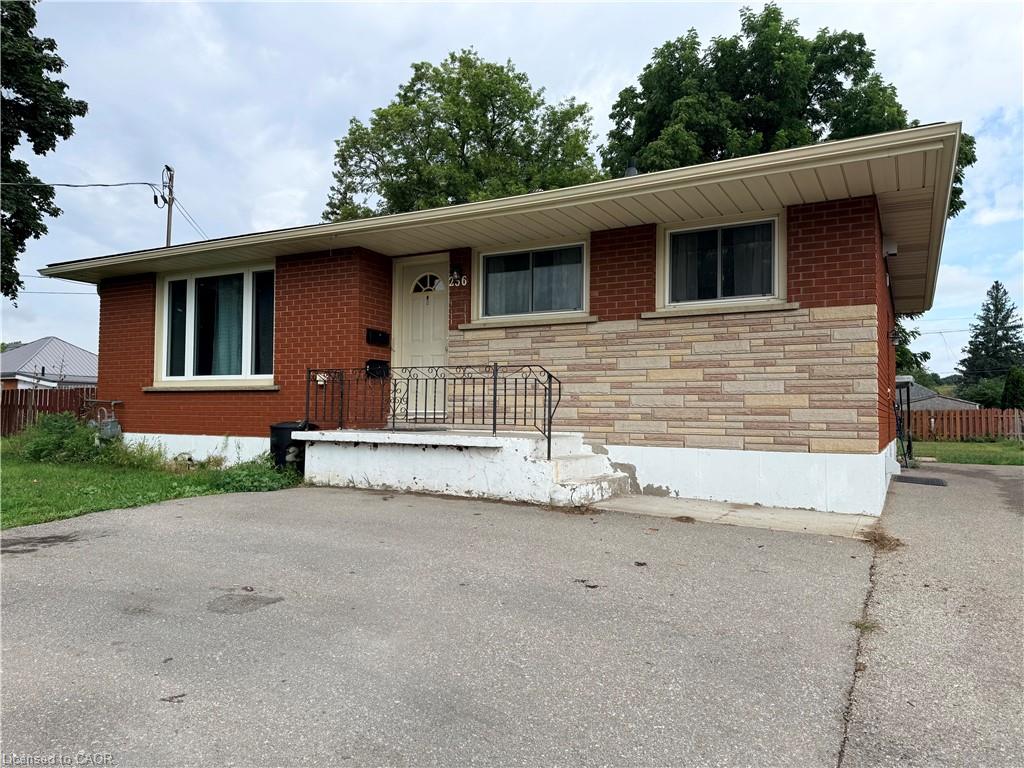 236 Bruce Street Property Photo 13