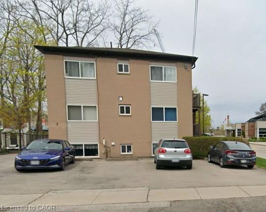 2-3 Robinson Street N Property Photo 1