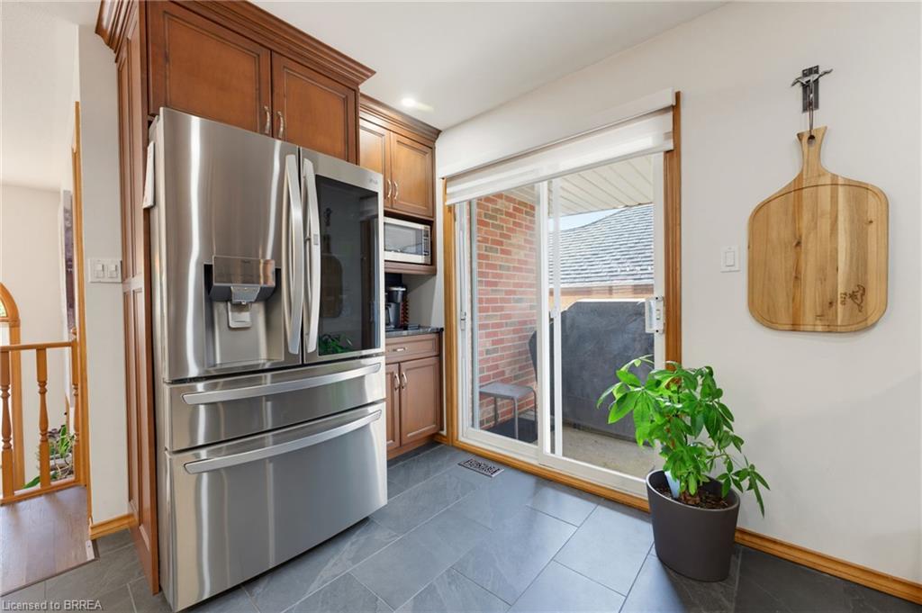 10 Noble Court Property Photo 12