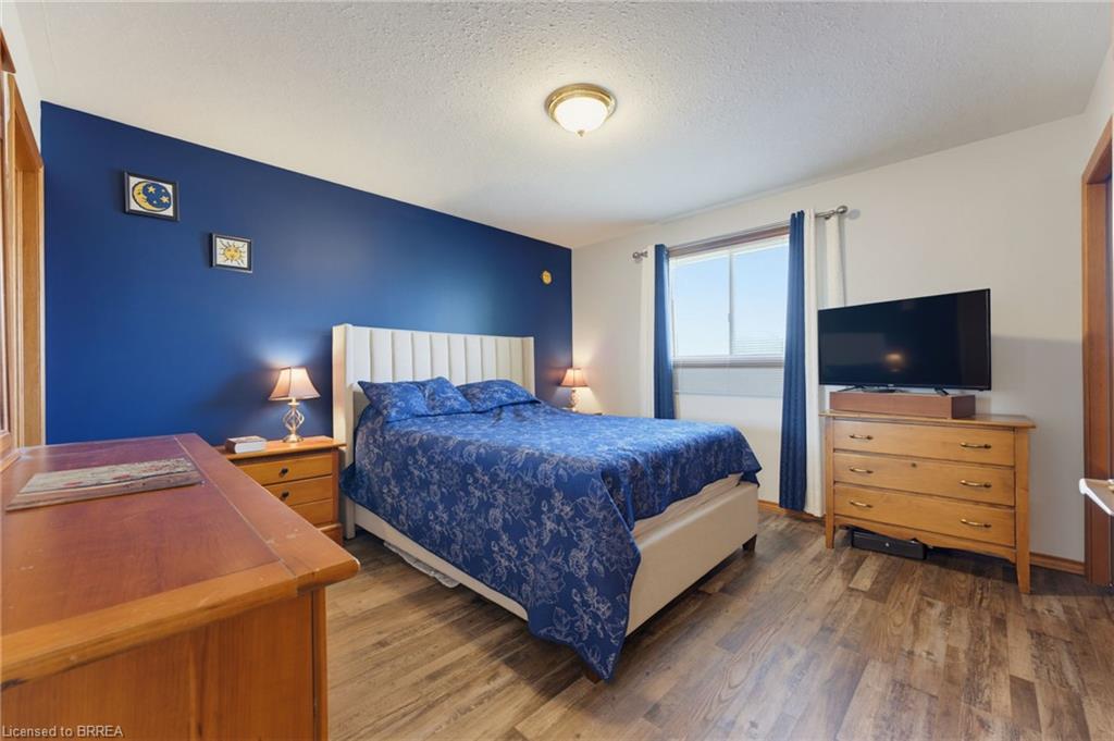 10 Noble Court Property Photo 13
