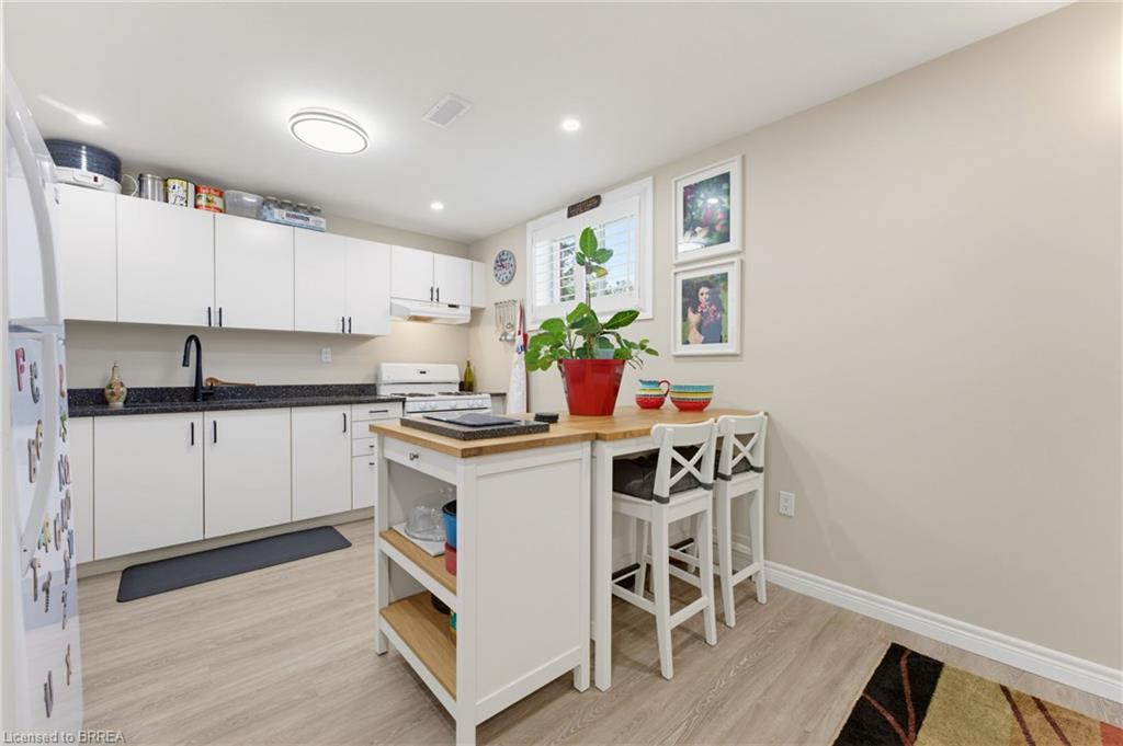 10 Noble Court Property Photo 20