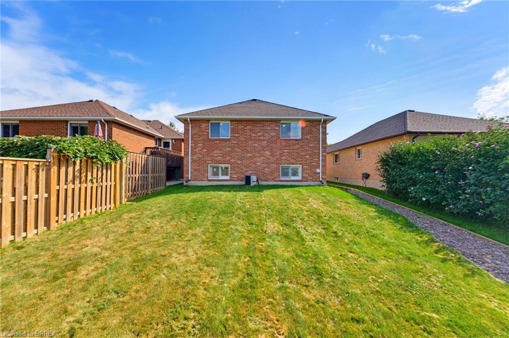 10 Noble Court Property Photo 27