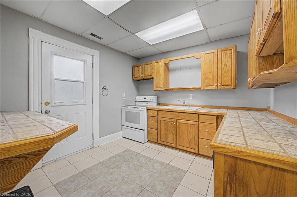 22 Harvey Street Property Photo 16