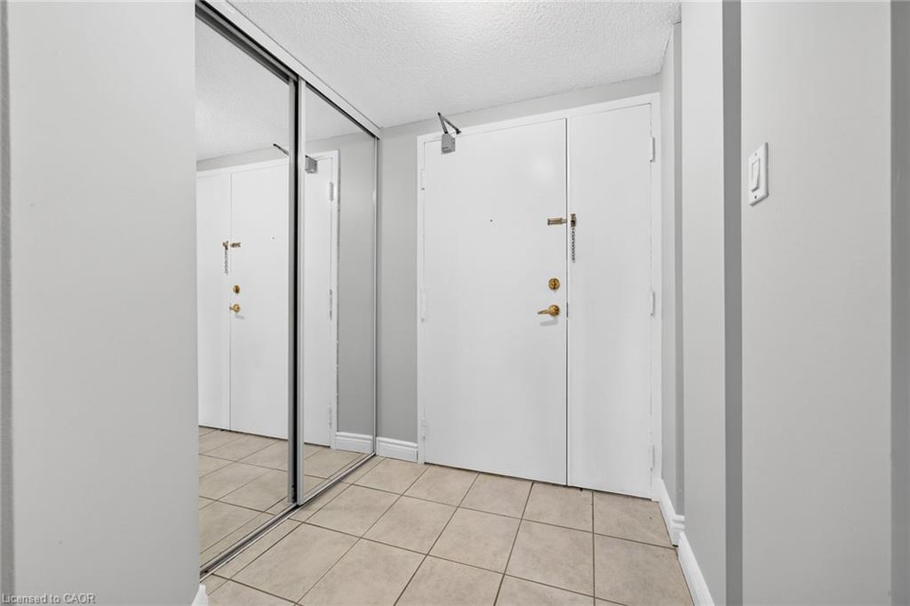 404-6720 Glen Erin Drive Property Photo 16