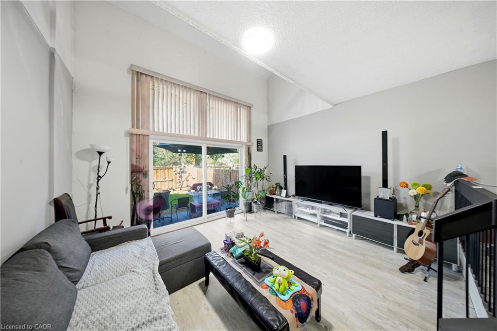 8-275 Manse Road Property Photo 8