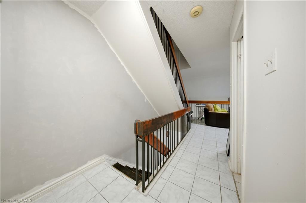 8-275 Manse Road Property Photo 14