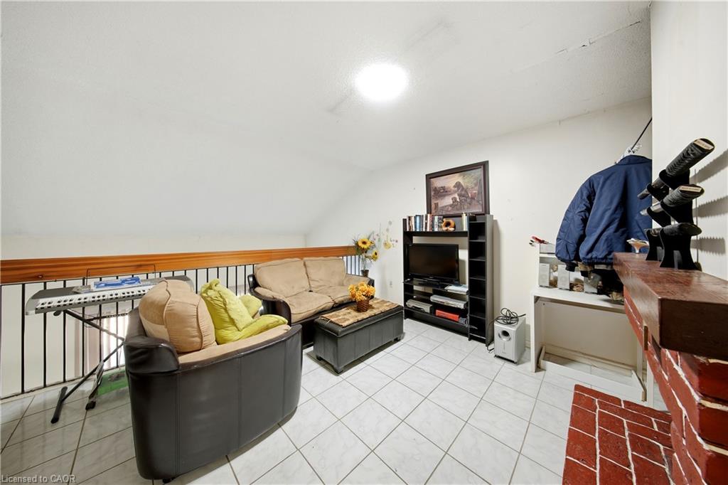 8-275 Manse Road Property Photo 15