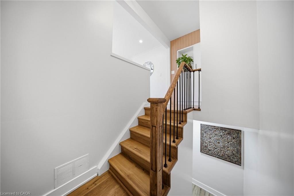 2066 Rebecca Street Property Photo 4