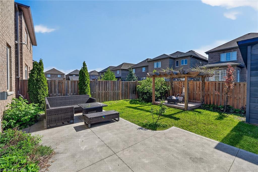 82 Chaumont Drive Property Photo 37