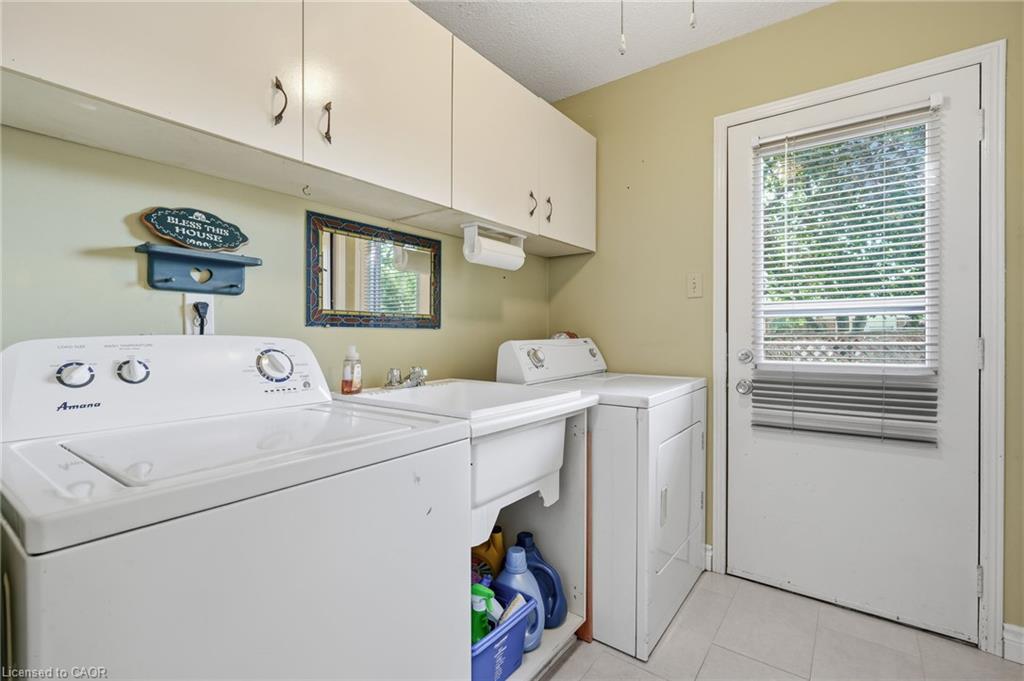 1058 Glenbrook Avenue Property Photo 13
