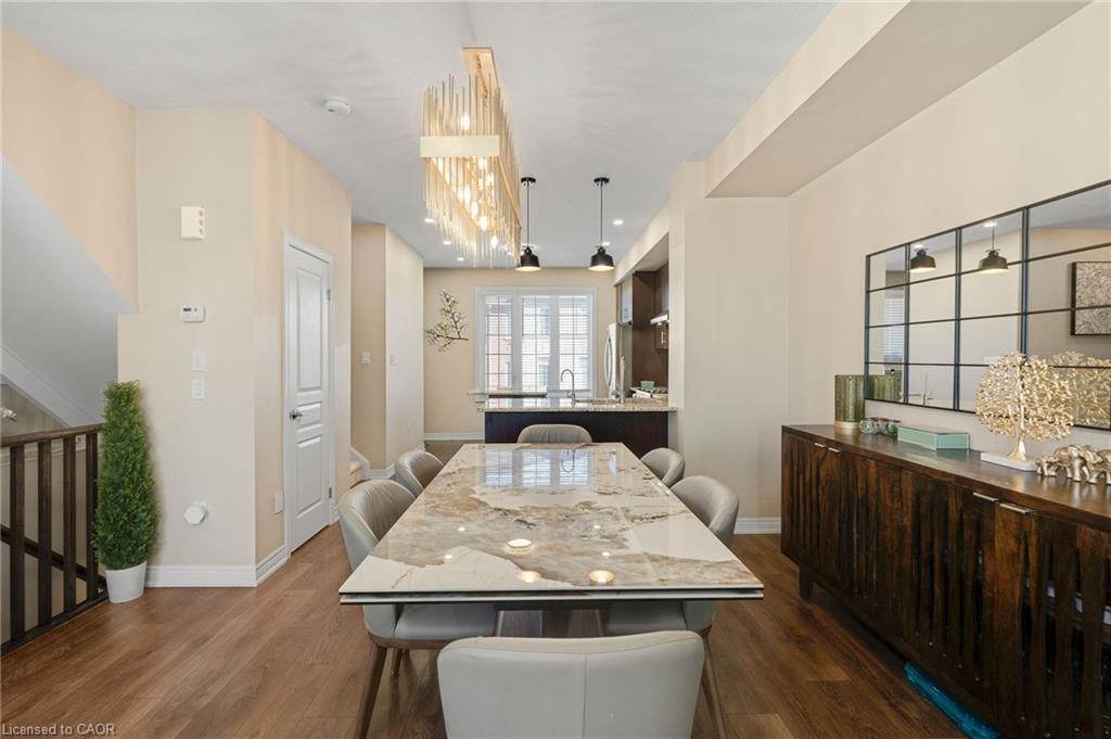 411 Hardwick Common Property Photo 14