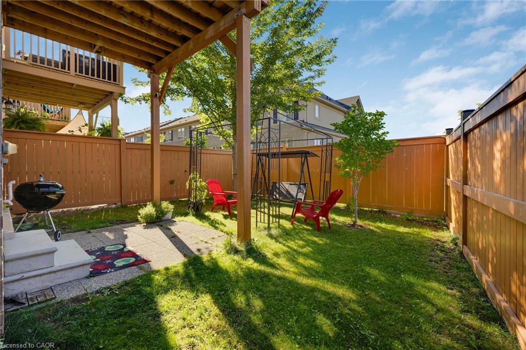 411 Hardwick Common Property Photo 36