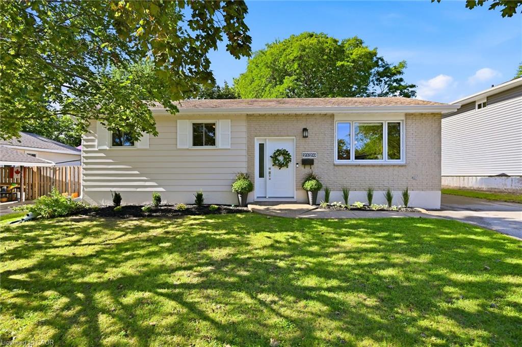 2120 Cavendish Drive Property Photo 2