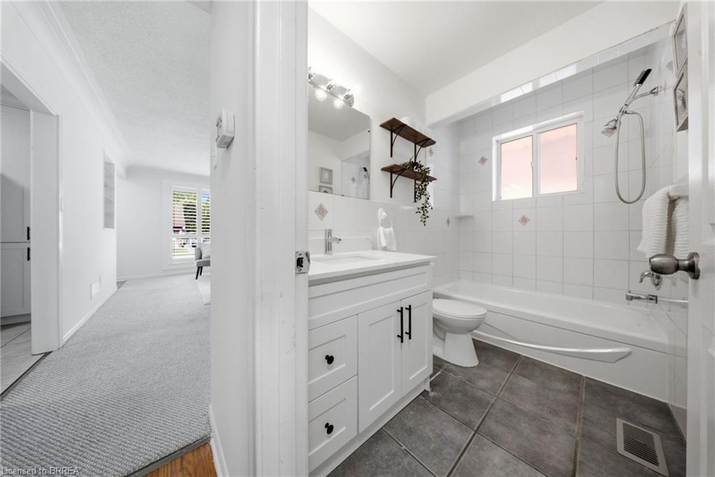 16 Burwell Street Property Photo 13