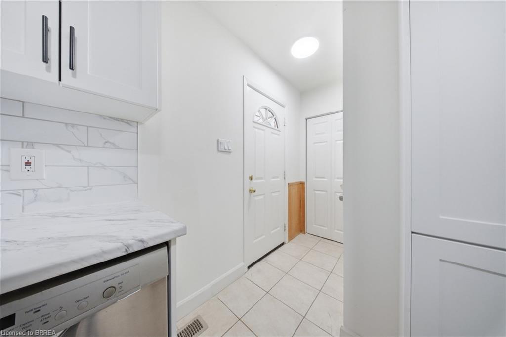 16 Burwell Street Property Photo 18