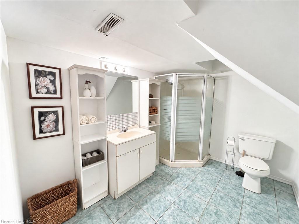 16 Burwell Street Property Photo 23