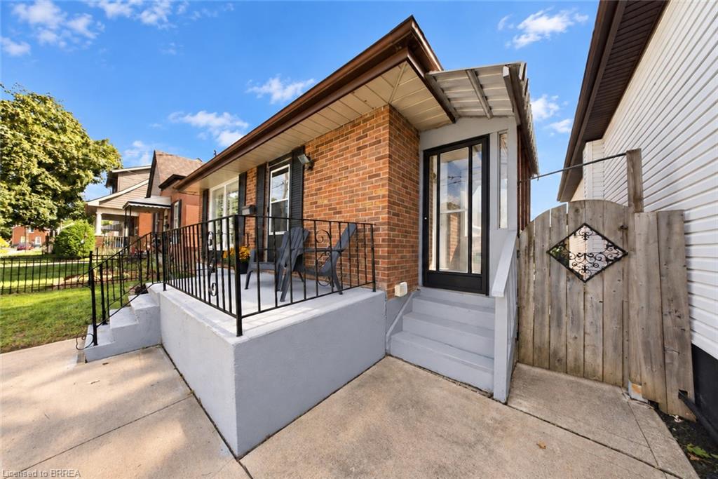 16 Burwell Street Property Photo 25