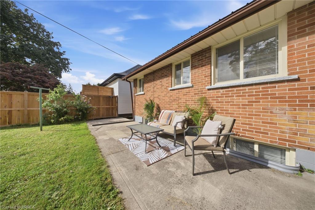 16 Burwell Street Property Photo 27