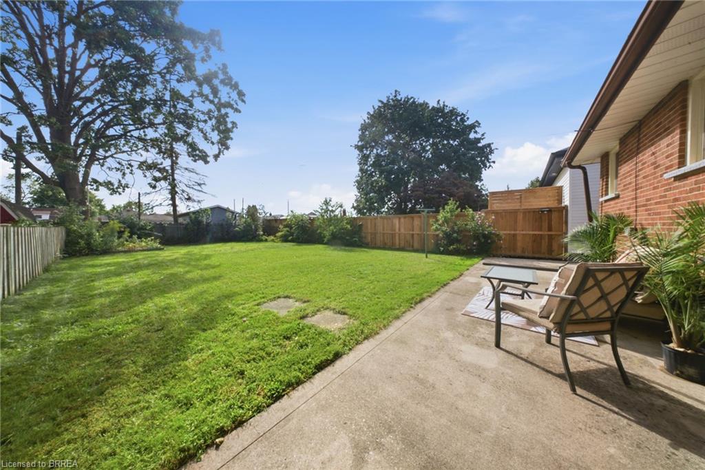 16 Burwell Street Property Photo 28