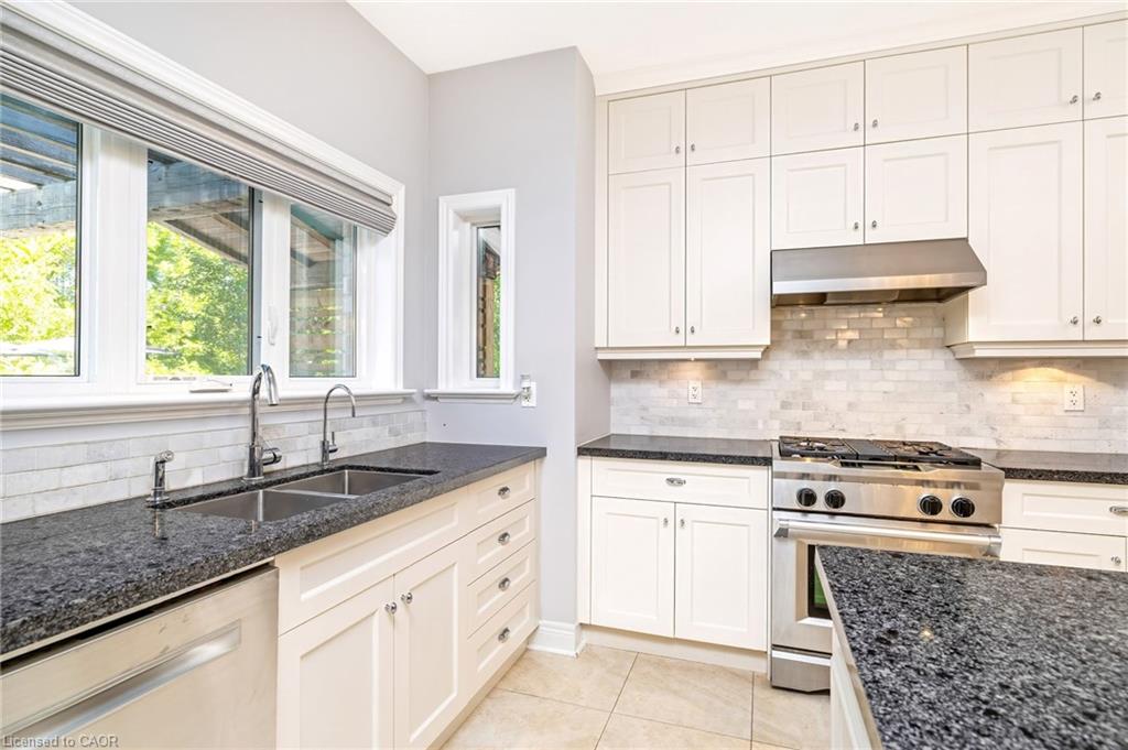 288 Eaton Street Property Photo 15