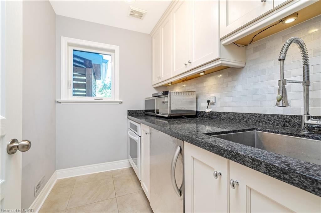 288 Eaton Street Property Photo 18