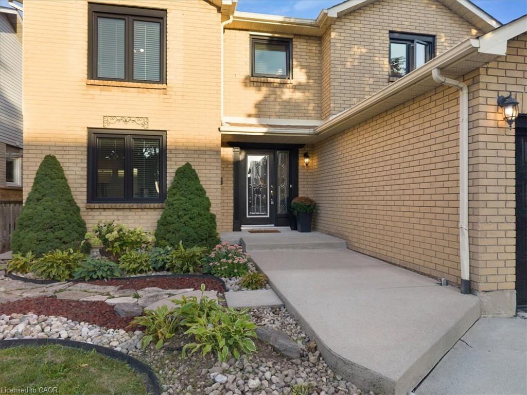 37 Bourbon Court Property Photo 2