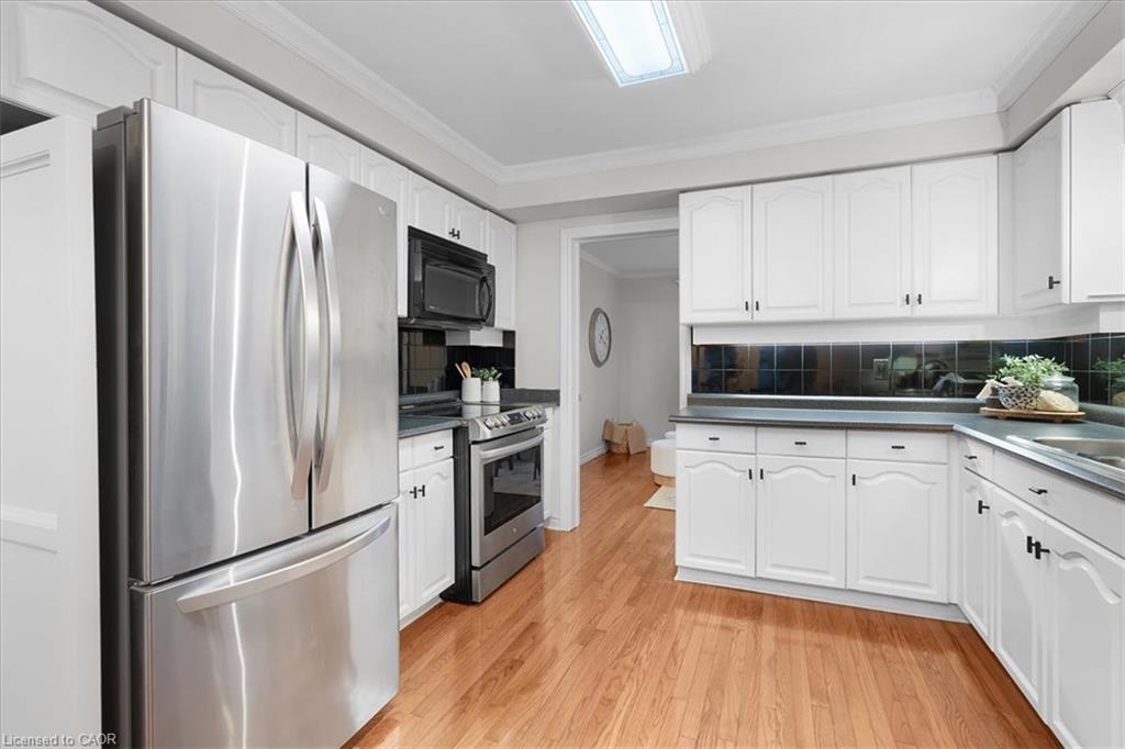 37 Bourbon Court Property Photo 10