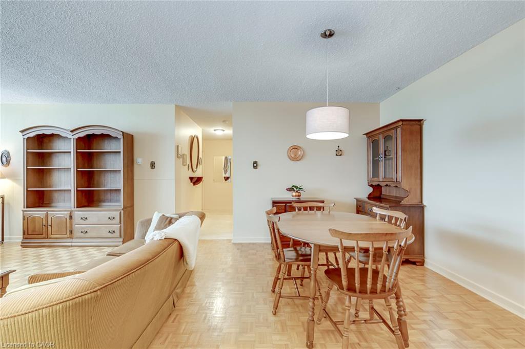 906-212 Kerr Street Property Photo 25