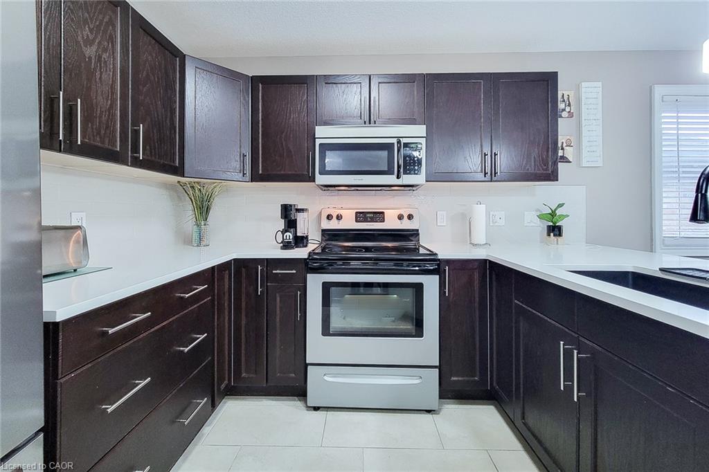 80 Willowdale Crescent Property Photo 22