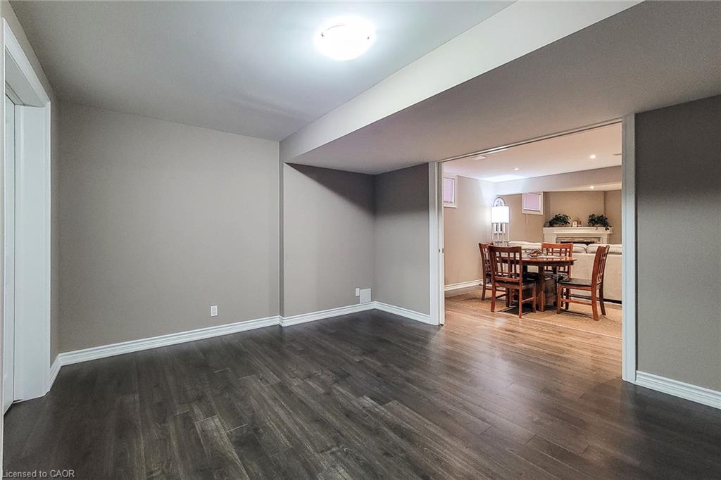 80 Willowdale Crescent Property Photo 42