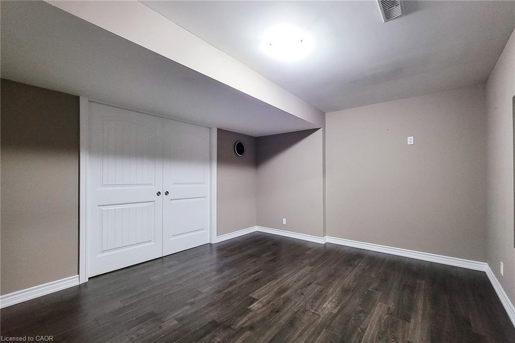 80 Willowdale Crescent Property Photo 43