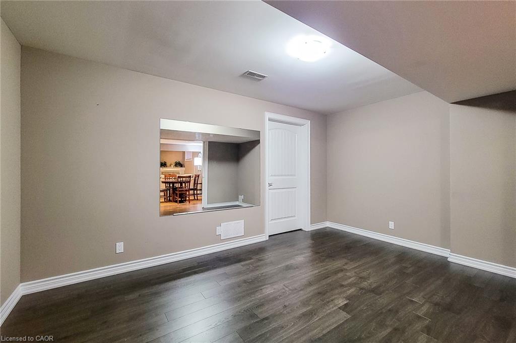 80 Willowdale Crescent Property Photo 44